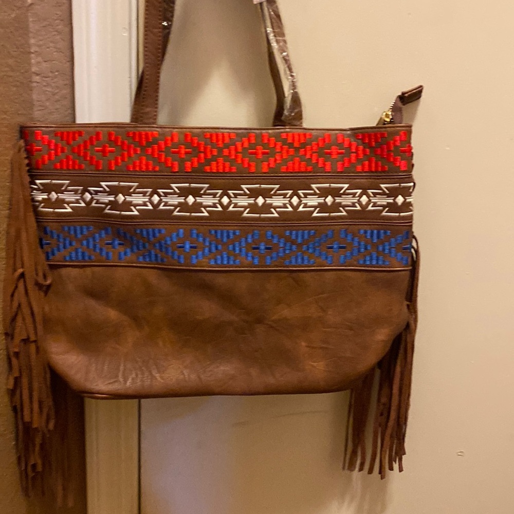 Concealed carry bag. NWT Southwestern bag.